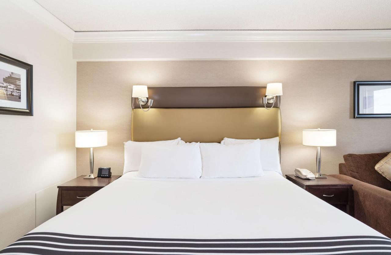 Sandman Signature Vancouver Airport Hotel & Resort Richmond Ngoại thất bức ảnh