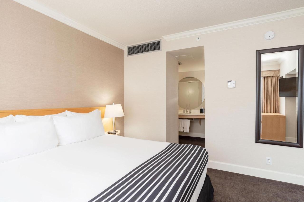 Sandman Signature Vancouver Airport Hotel & Resort Richmond Ngoại thất bức ảnh