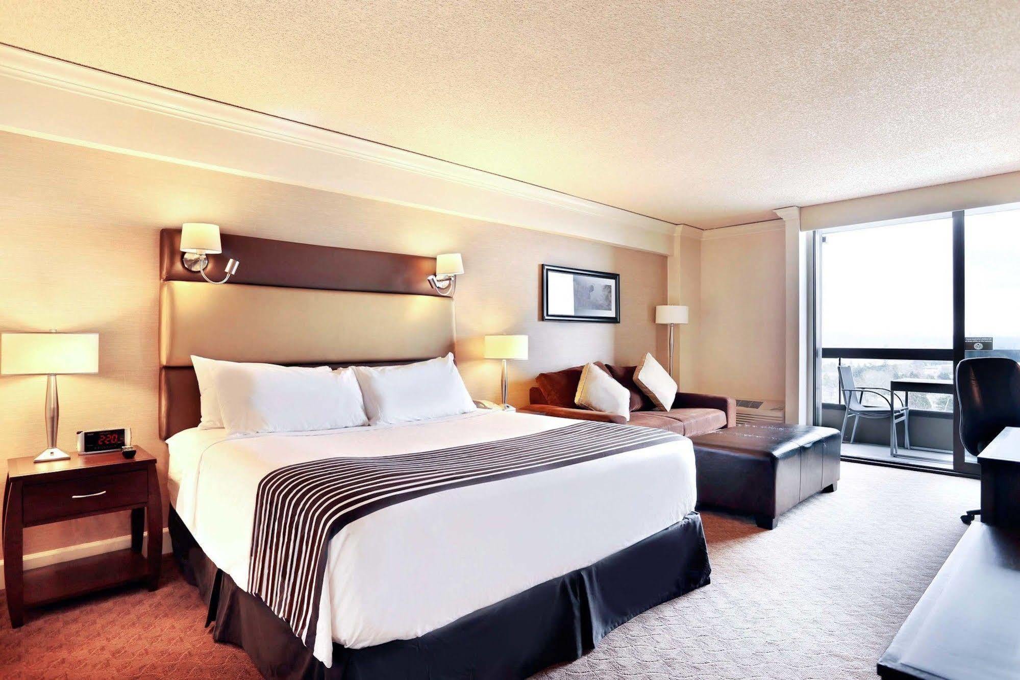 Sandman Signature Vancouver Airport Hotel & Resort Richmond Ngoại thất bức ảnh