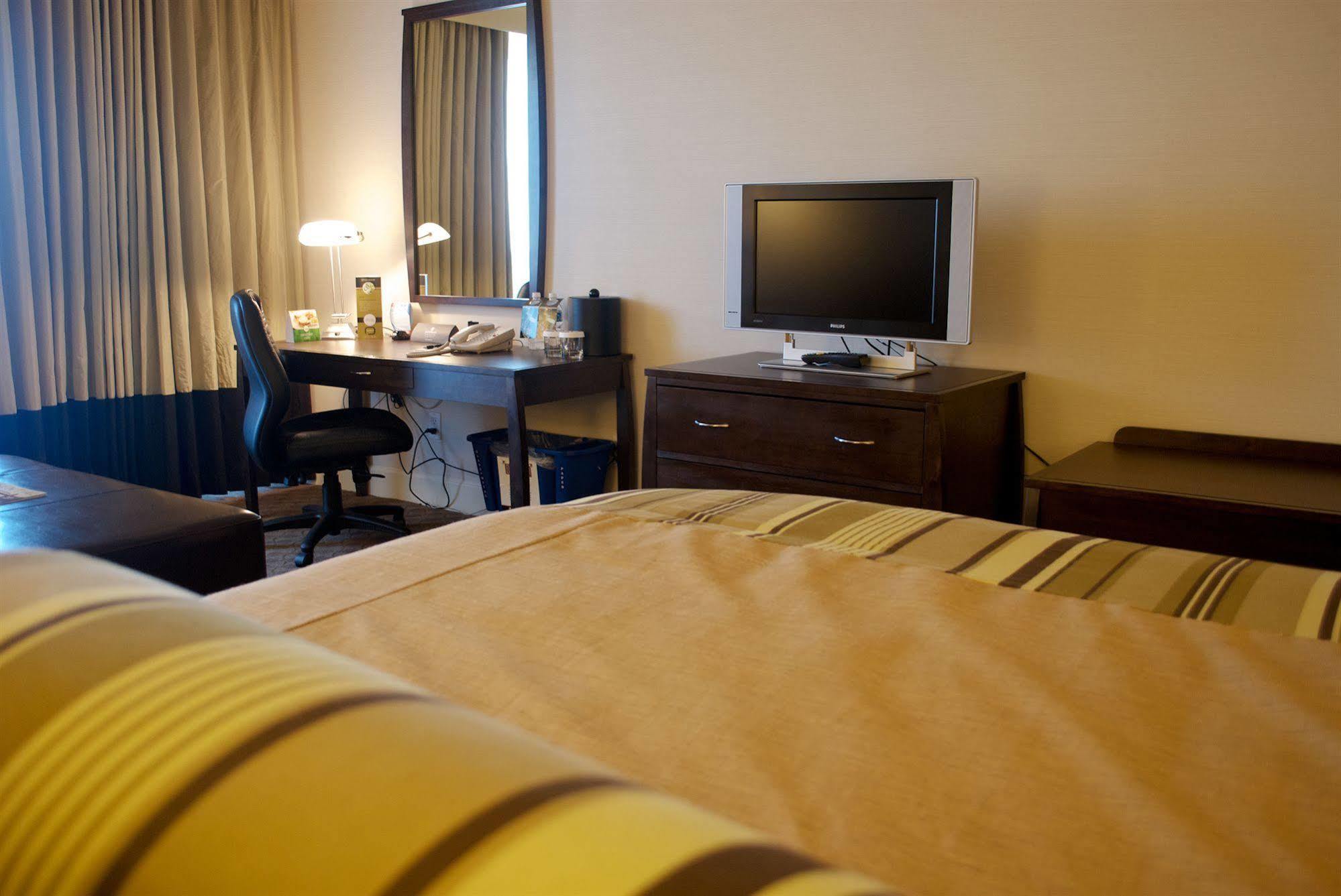 Sandman Signature Vancouver Airport Hotel & Resort Richmond Ngoại thất bức ảnh
